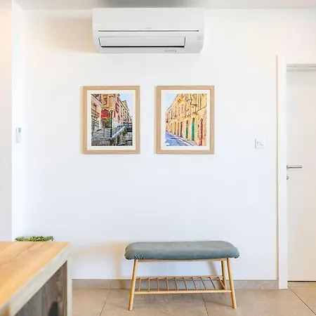 Oasis Sea View 3 Bedroom By Homely