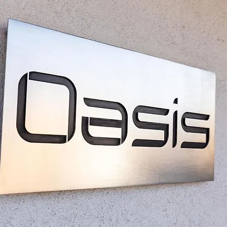 Oasis Sea View 3 Bedroom By Homely Daire *